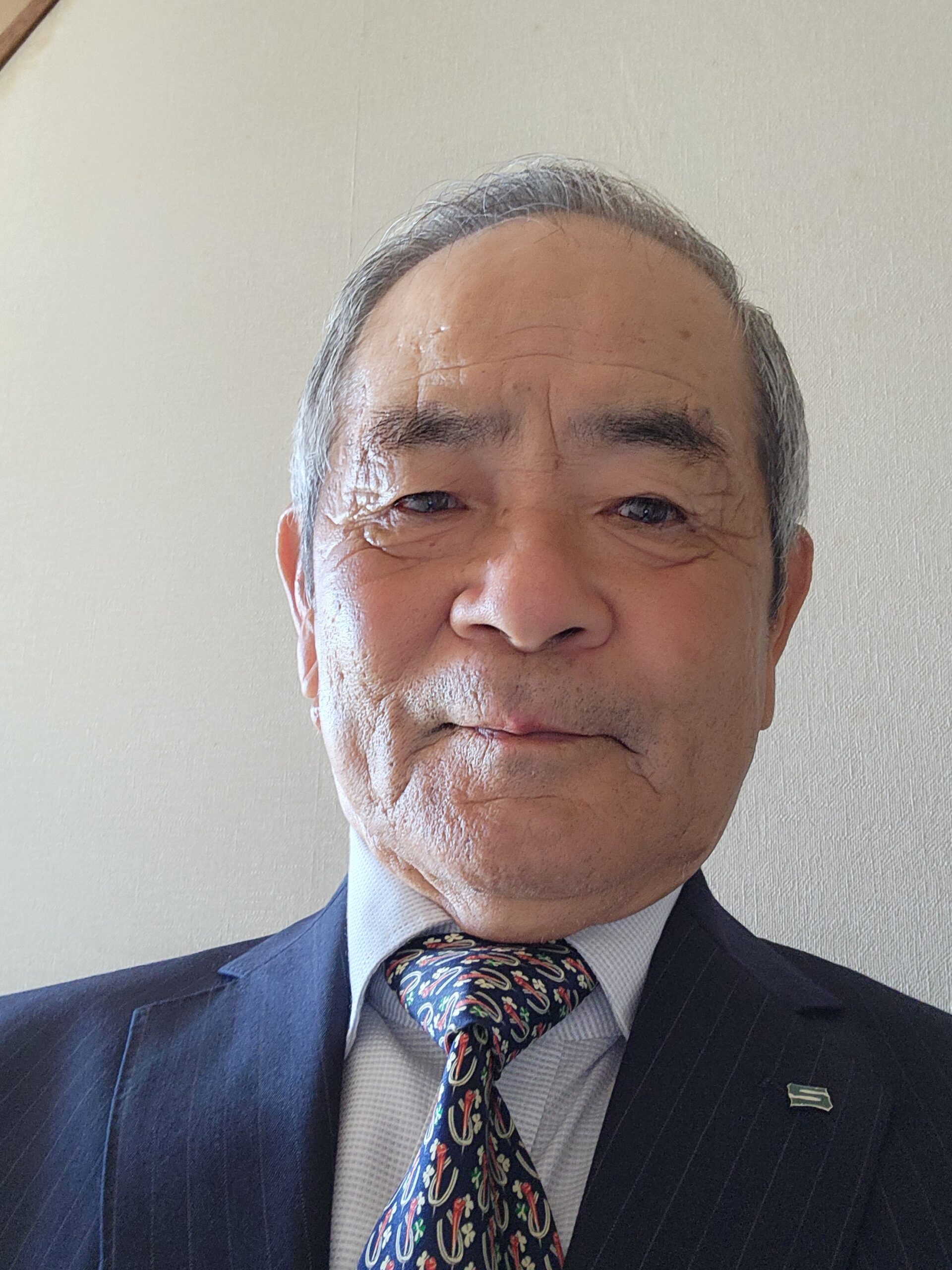  体育会ソフトテニス部　OB会長　栗本賴一