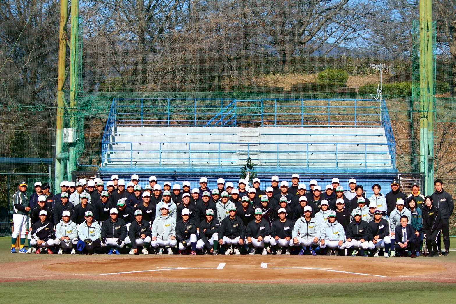 硬式野球部OB会（鳳倶楽部）